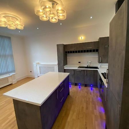 וולברהאמפטון Luxury Apartment Apt5 מראה חיצוני תמונה