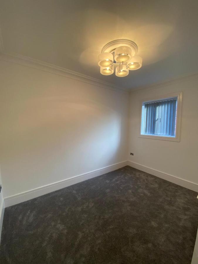 וולברהאמפטון Luxury Apartment Apt5 מראה חיצוני תמונה