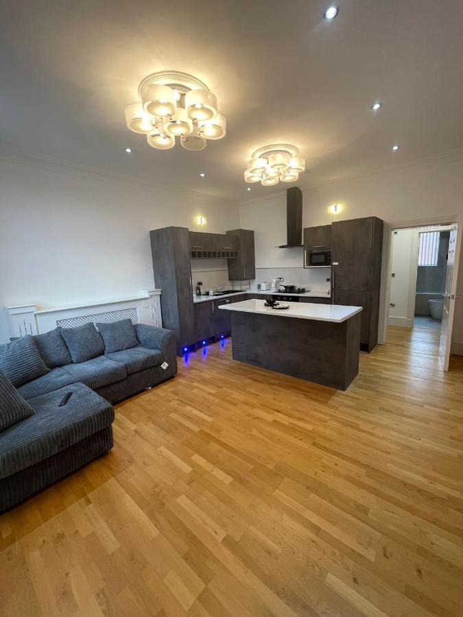 וולברהאמפטון Luxury Apartment Apt5 מראה חיצוני תמונה