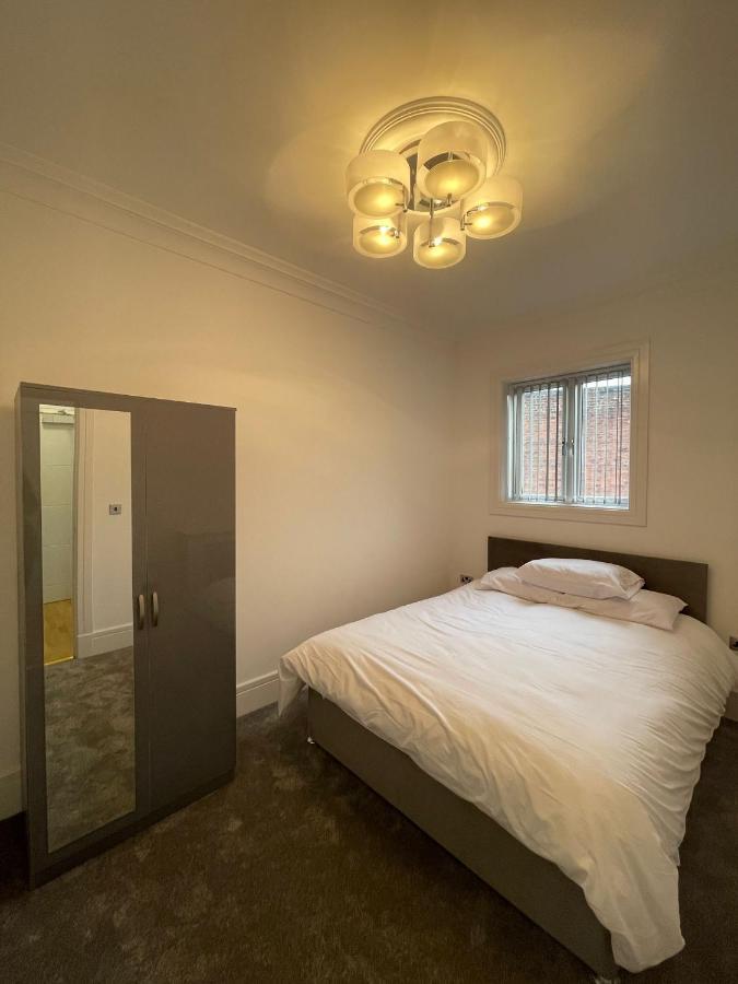 וולברהאמפטון Luxury Apartment Apt5 מראה חיצוני תמונה